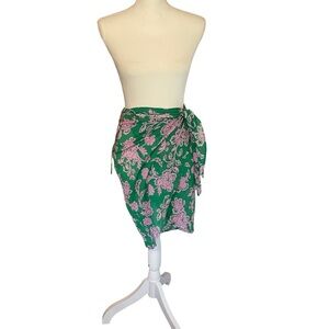 NWT Xirena Pink and Green Floral Sarong Wrap Skirt Vacation Beach Size S